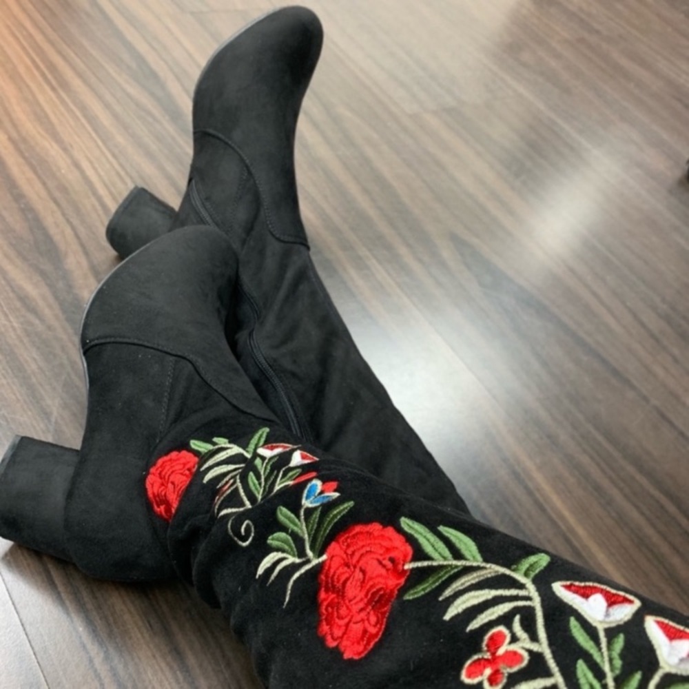 NIB Over the Knee Floral Embellished Suede Boots - Picture 3 of 11